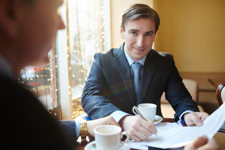 4 Helpful Tips for Initial Consultation with a Lawyer