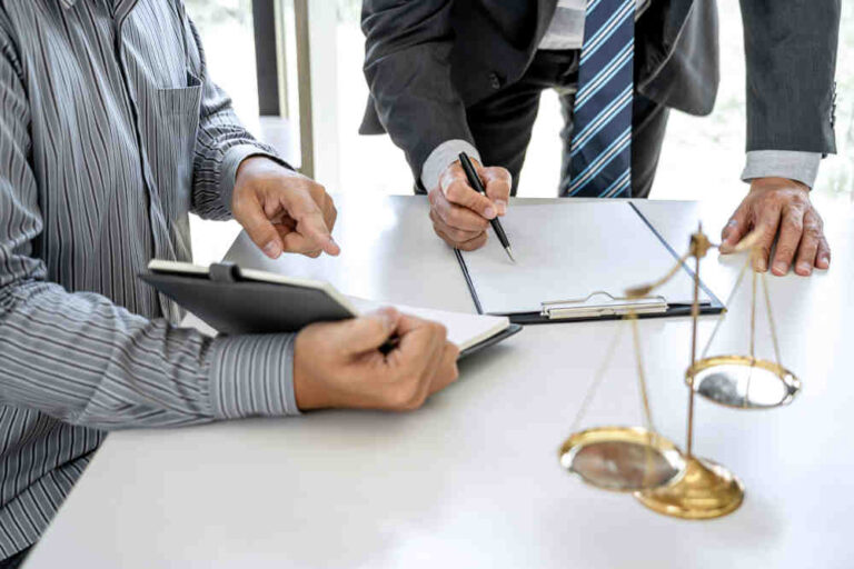 5 Ways to Pick A Promising Criminal Defense Attorney