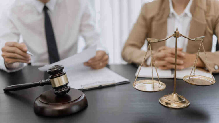 4 Questions When Filing an Intellectual Property Lawsuit