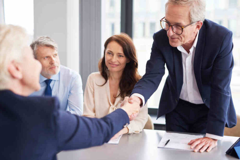 6 Reasons You Need an Effective Business Lawyer