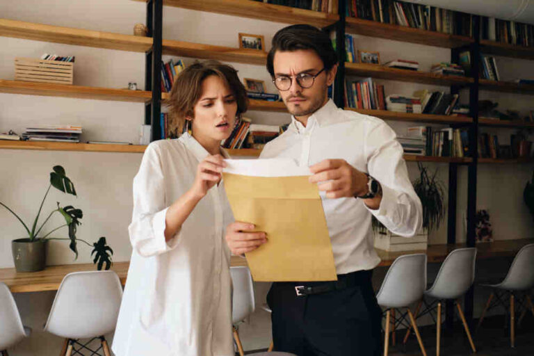 When Should You Sue a Contractor?